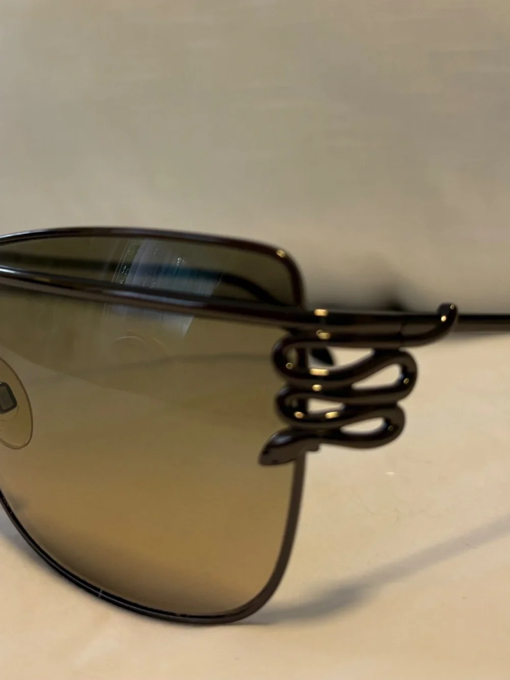 Roberto Cavalli, Morane, 723S Sunglasses GunMetal Frame Brown Gradient - unisex